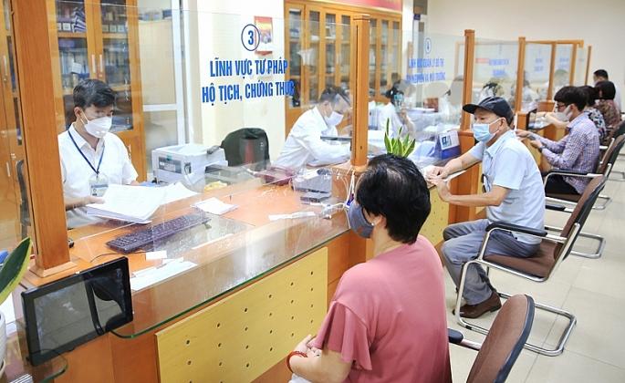 Thực hiện thủ tục hành chính trên Hệ thống giải quyết thủ tục hành chính của Bộ Nội vụ